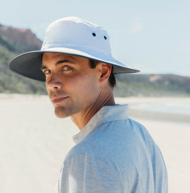 Traveller Broad Brim Hat with a 3" brim for sun protection